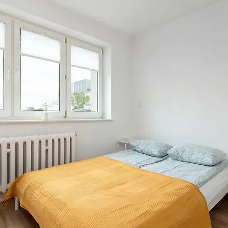 Spacious In For 6 People By Renters 格丁尼亚